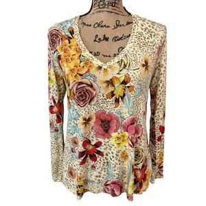 Johnny Was Hera Favorite Long Sleeve V-Neck Swing Tee Shirt Top Leopard Print XS